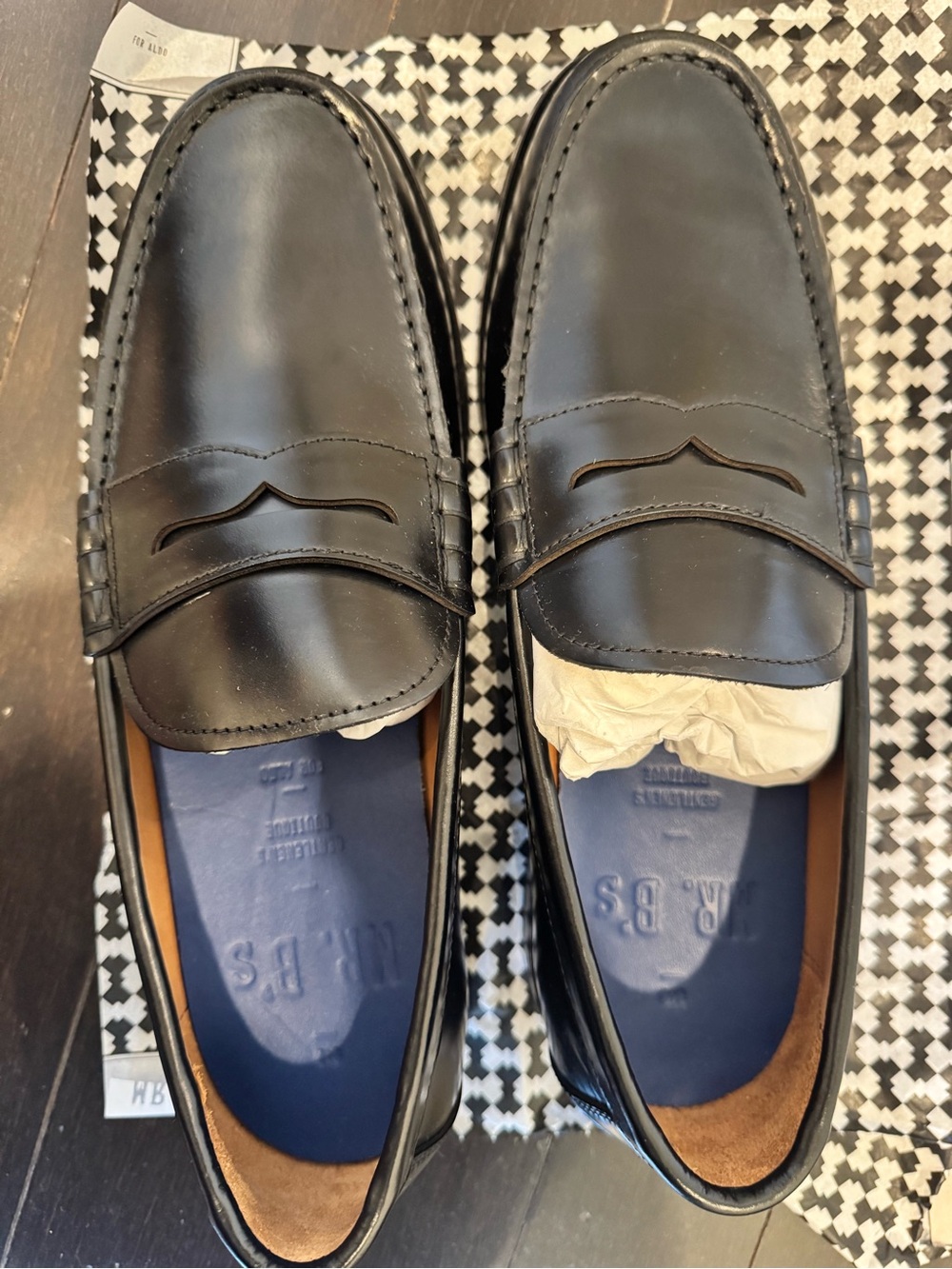 Men's Black Leather Penny Loafers - Classic Slip-On Dress Shoes